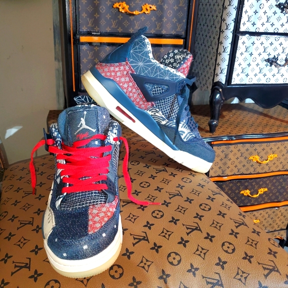Jordan Other - Jordan 4 SHASHIKO SIZE 12